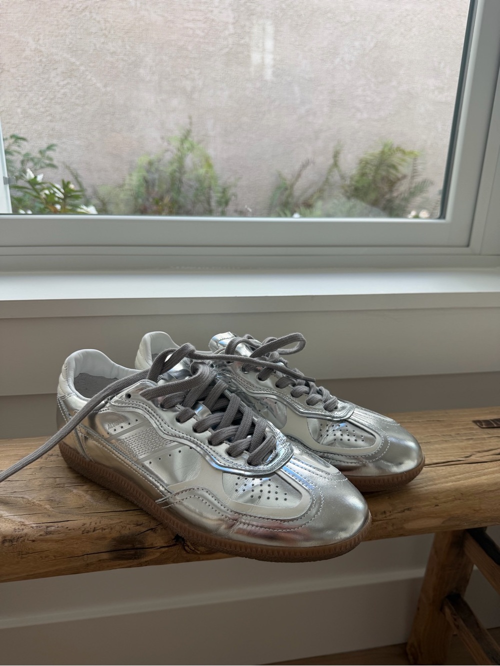 ALOHAS Metallic Silver Women's Sneakers